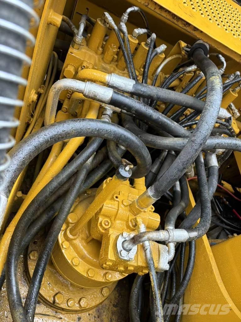 CAT 320 C Vikšriniai ekskavatoriai