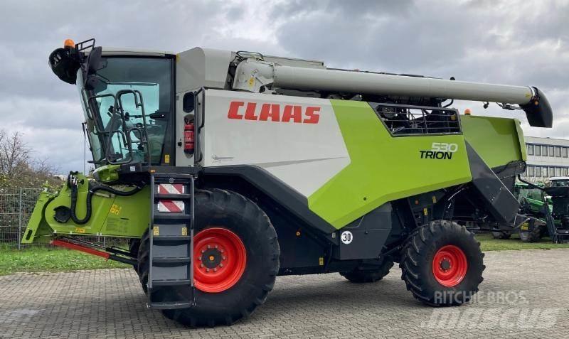 CLAAS TRION 530 Derliaus nuėmimo kombainai