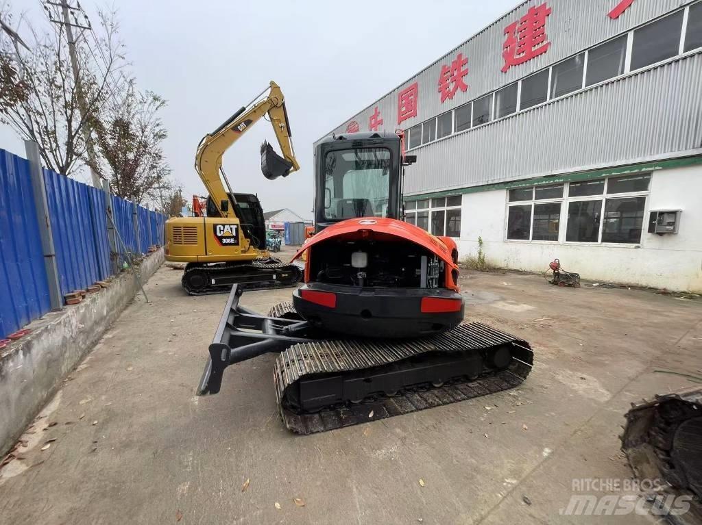 Kubota KX 163 Vidutinės galios ekskavatoriai 7-12 t