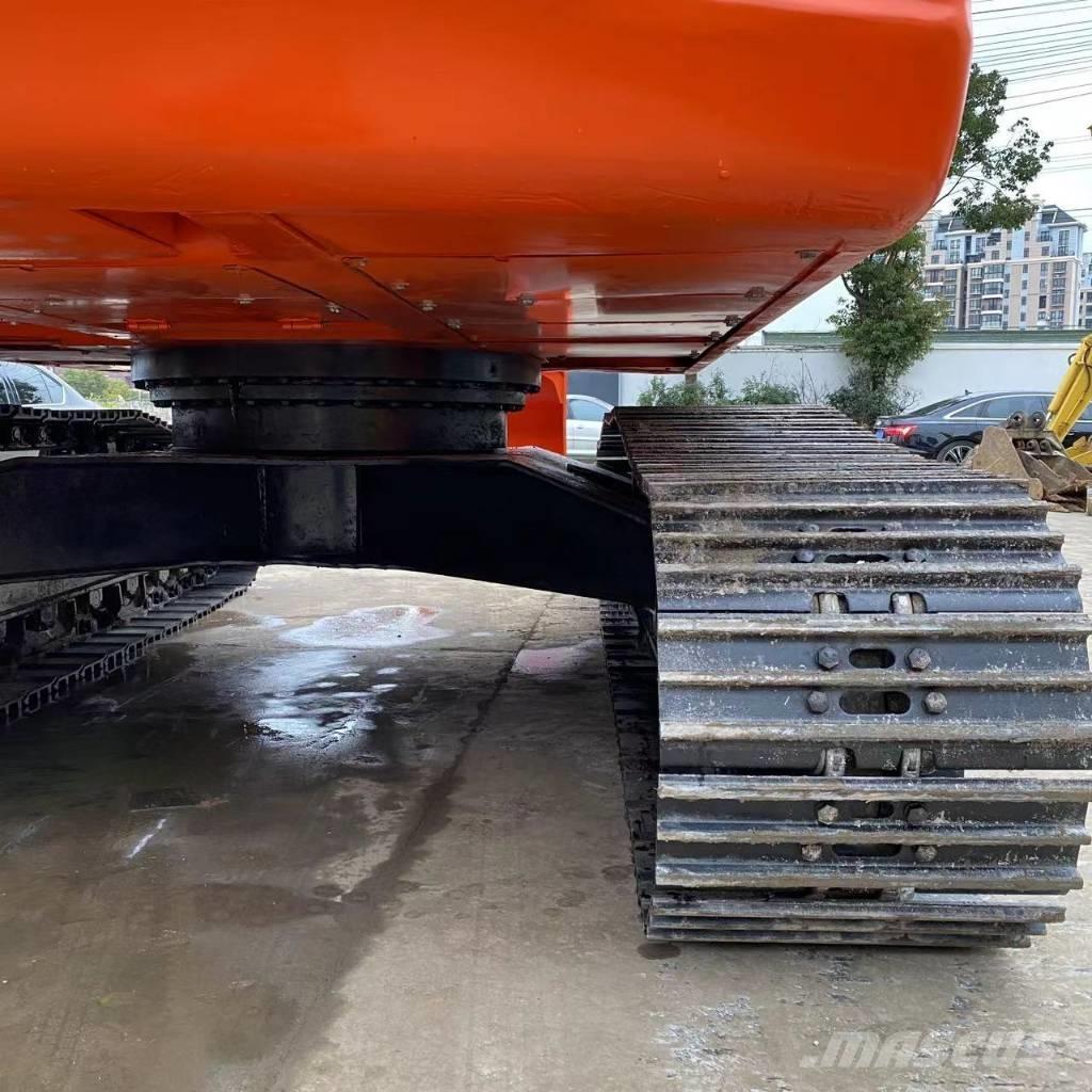 Doosan DX 225 LC Vikšriniai ekskavatoriai