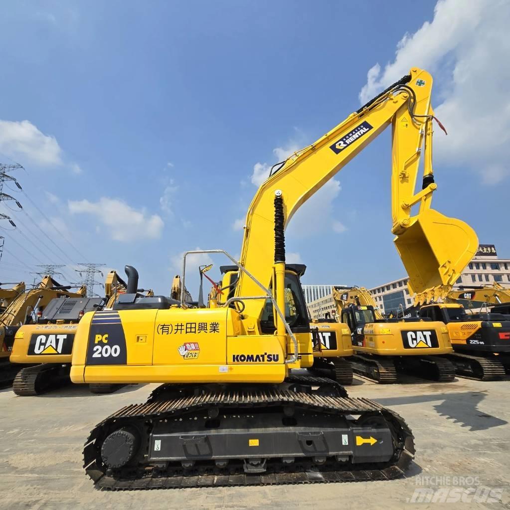 Komatsu PC 200-8 Vikšriniai ekskavatoriai