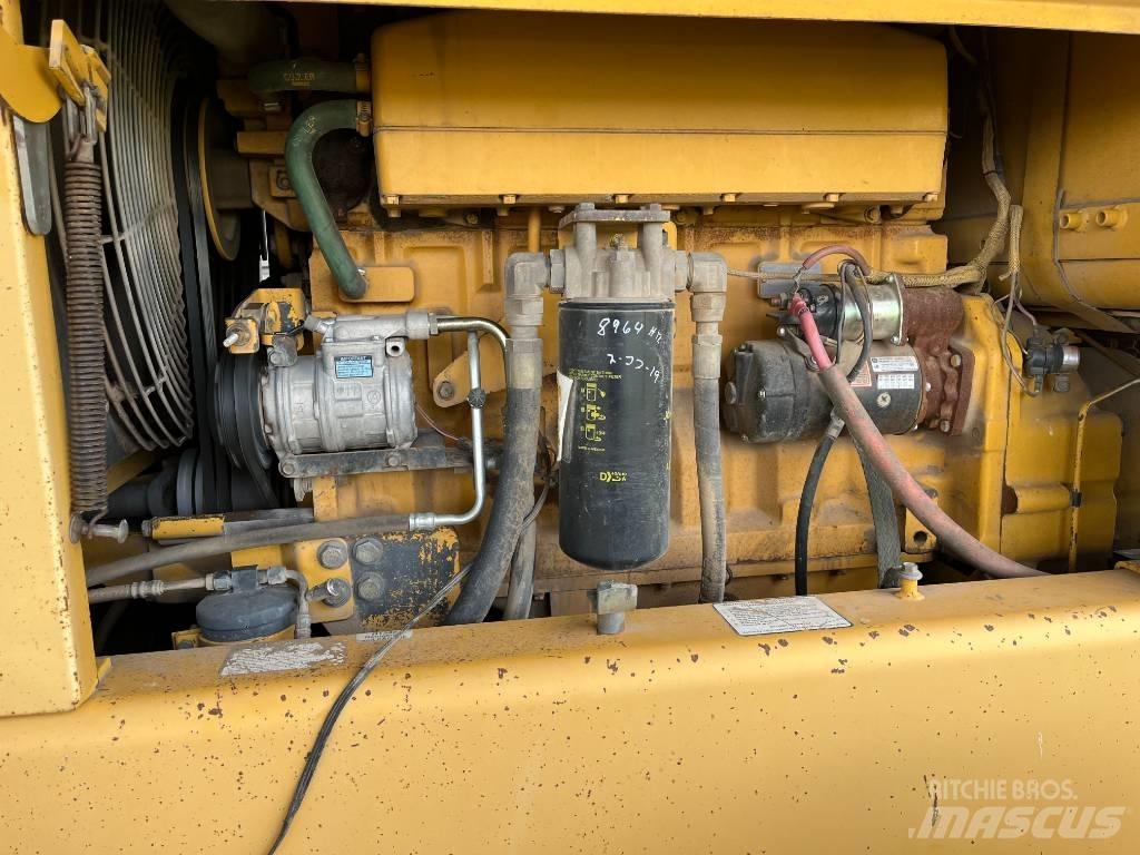 John Deere 770 BH Greideriai