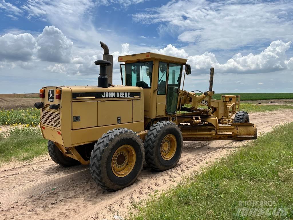 John Deere 770 BH Greideriai