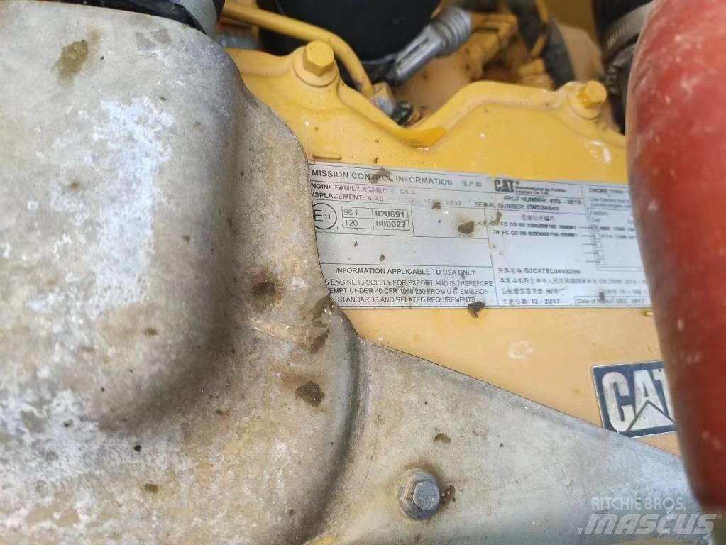 CAT 320GC Vikšriniai ekskavatoriai