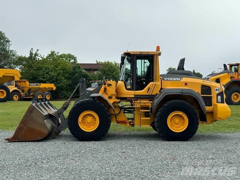 Volvo L 120 H Naudoti ratiniai krautuvai