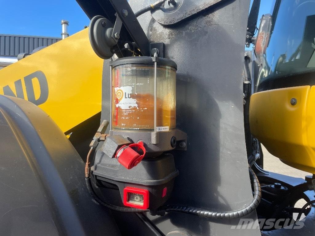 New Holland W 190 Naudoti ratiniai krautuvai