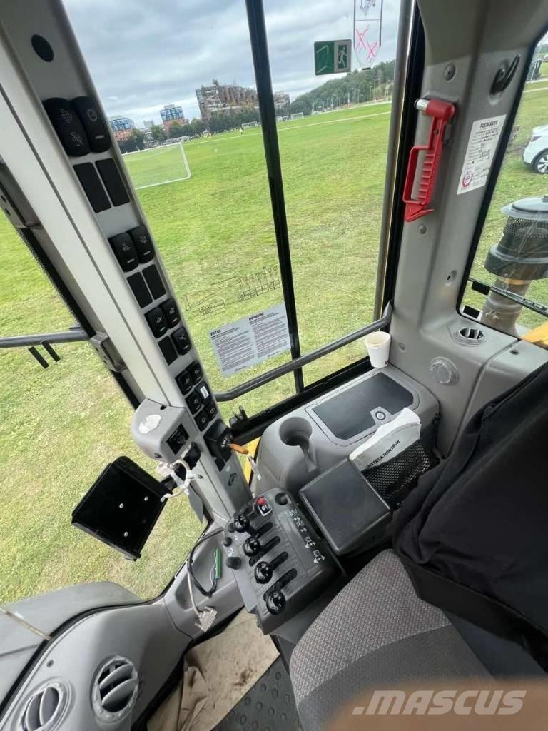 Volvo L 60 H Naudoti ratiniai krautuvai