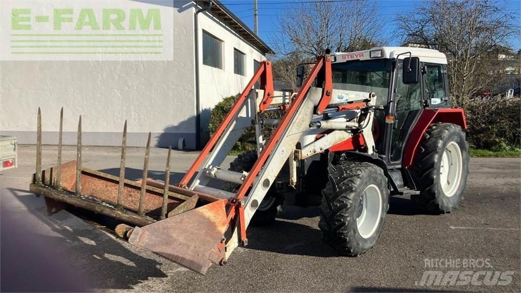 Steyr 958 Traktoriai
