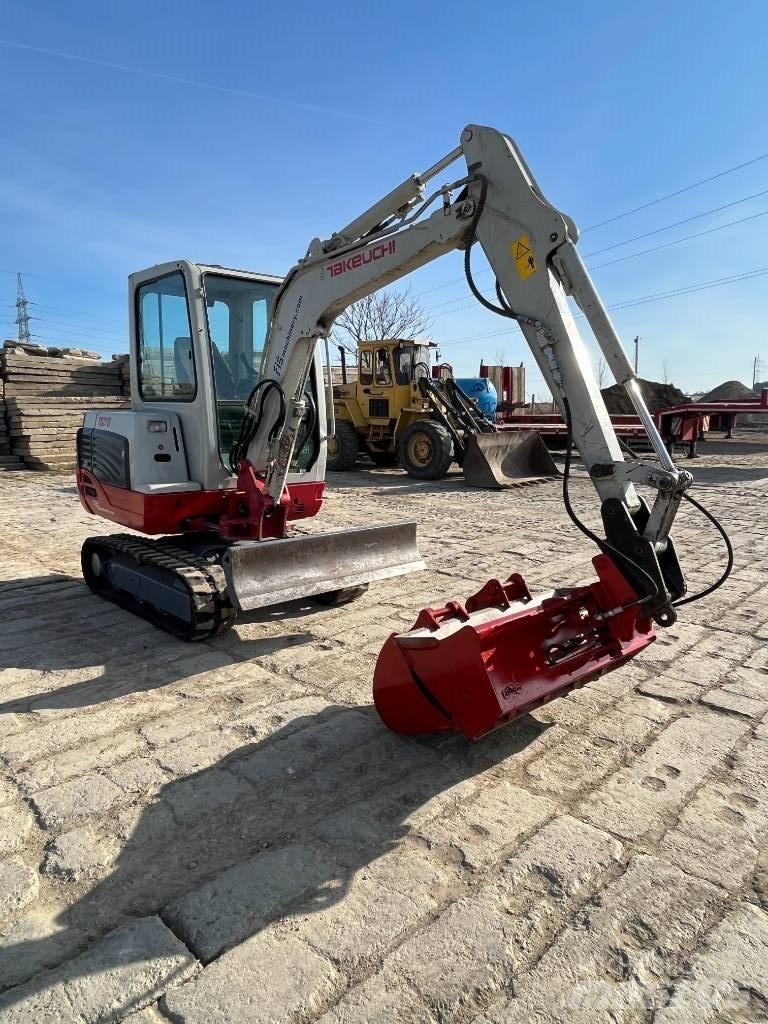 Takeuchi TB228 Mini ekskavatoriai < 7 t