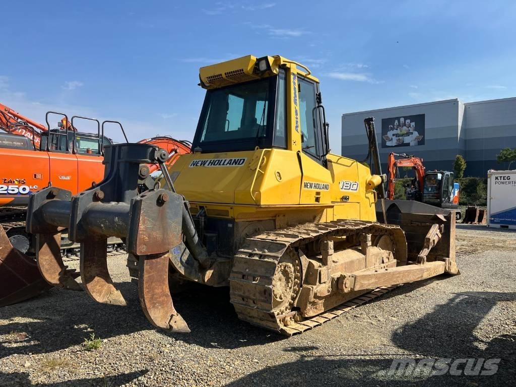 New Holland D180 Vikšriniai buldozeriai