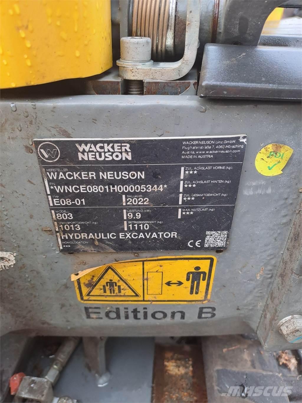 Wacker Neuson 803 Vikšriniai ekskavatoriai