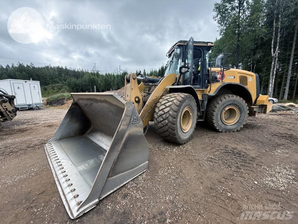 CAT 950 M Naudoti ratiniai krautuvai