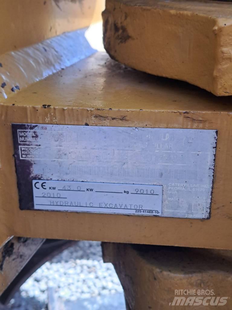 CAT 308 D Vidutinės galios ekskavatoriai 7-12 t