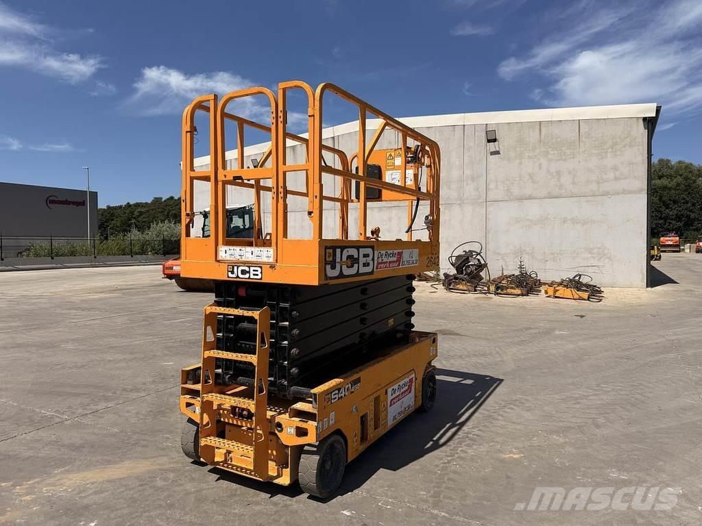 JCB S4046E Kiti keltuvai ir platformos
