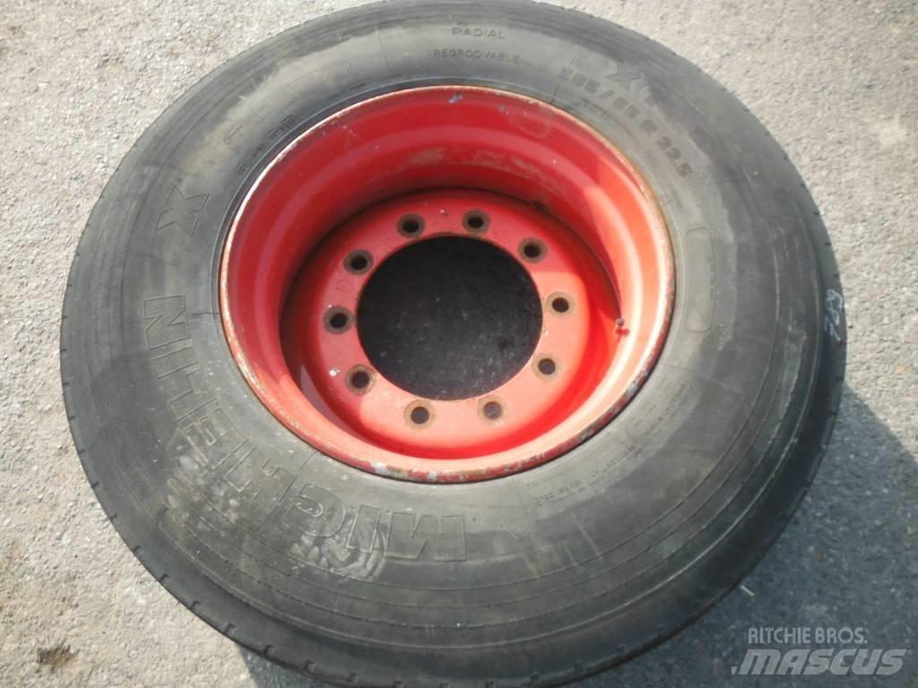 Michelin 385/65R22.5 Padangos, ratai ir ratlankiai