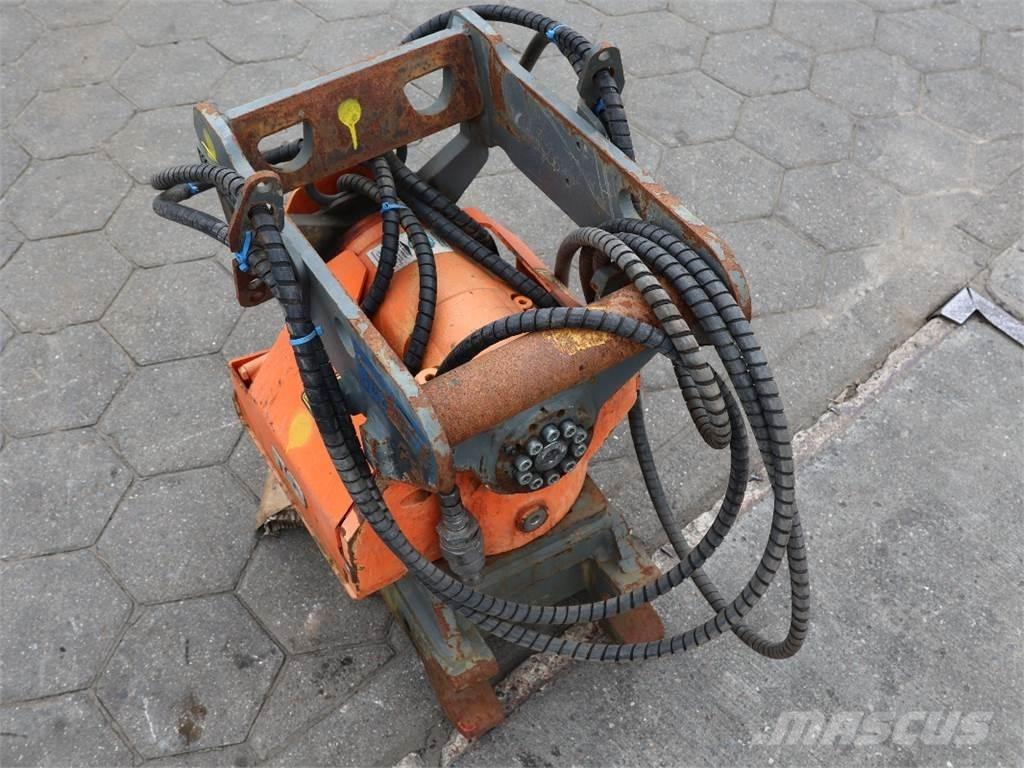  TILT ROTATOR TR07 Greito sujungimo jungtys
