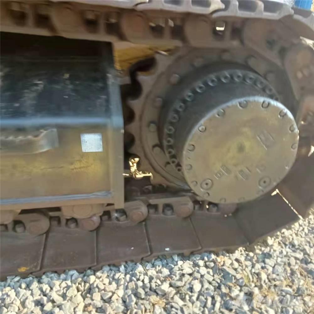 CAT 336D Vikšriniai ekskavatoriai
