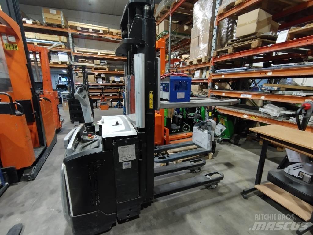 Rocla SP12ACI DF2900 Savaeigiai rietuvai