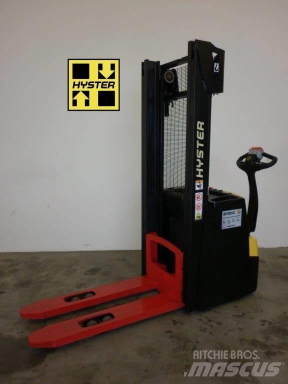 Hyster S1.6 Rankiniai vėžimėliai