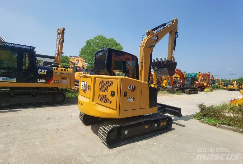 CAT 306 Vikšriniai ekskavatoriai
