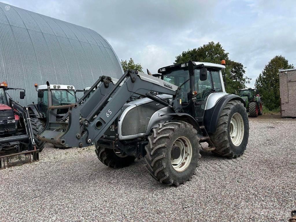 Valtra T 170 Traktoriai