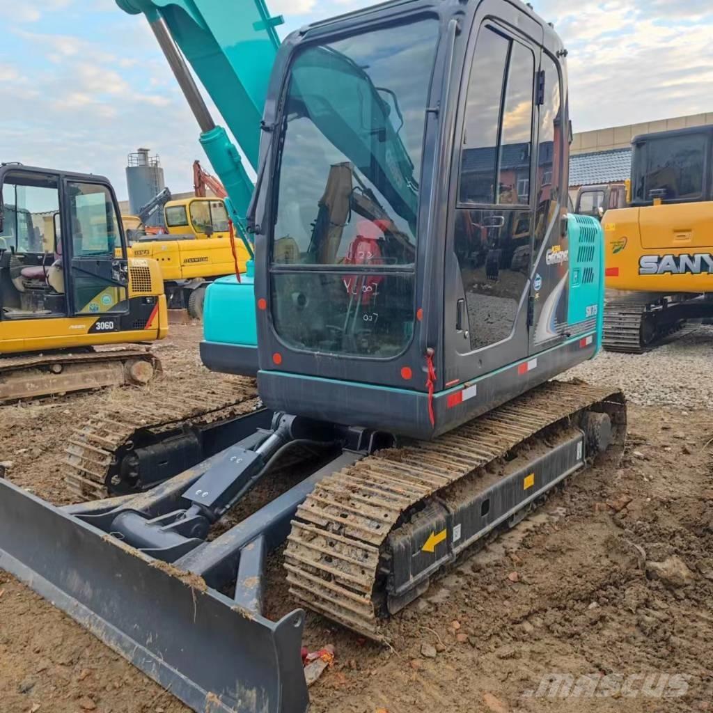 Kobelco SK 75 Vikšriniai ekskavatoriai