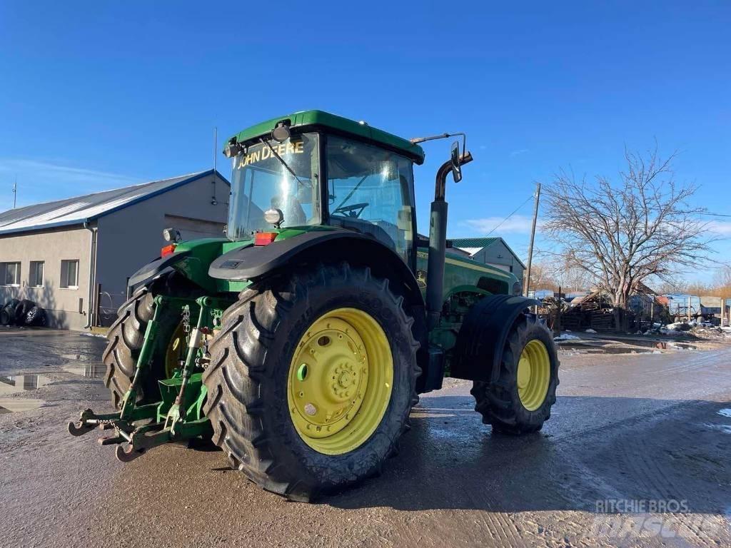 John Deere 8320 Traktoriai