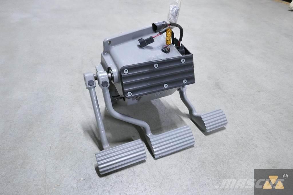 CAT 222-6026 Transportas - Kita