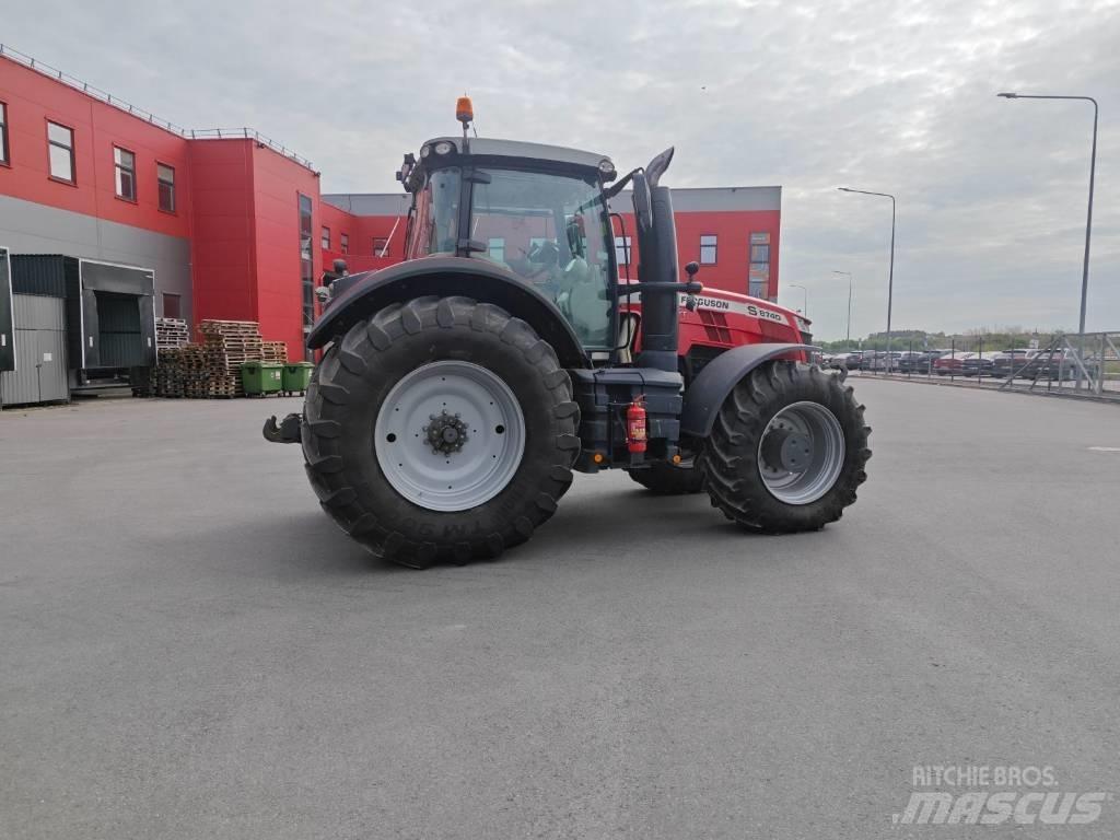 Massey Ferguson 8740 Traktoriai