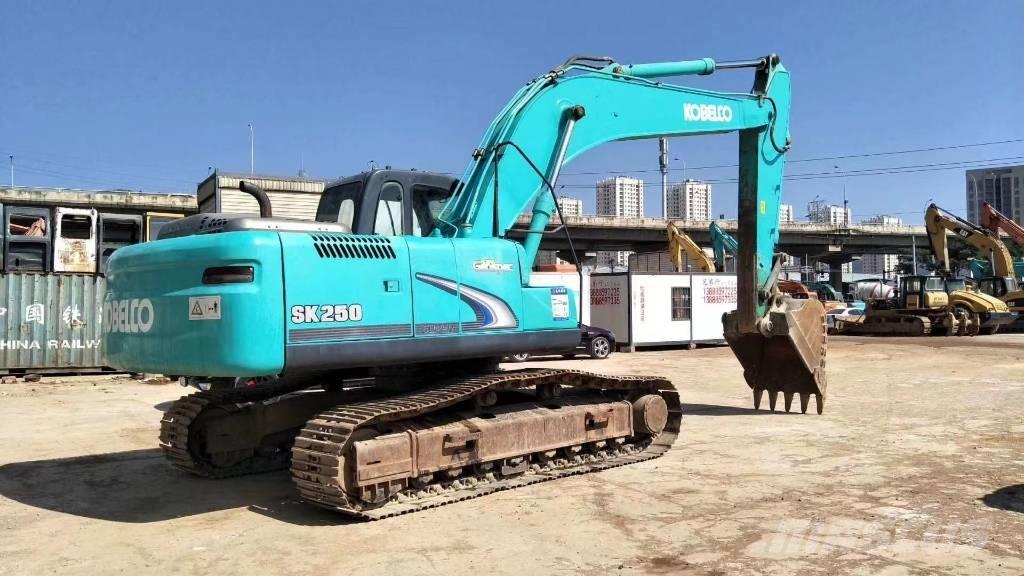 Kobelco SK 250-8 Vikšriniai ekskavatoriai