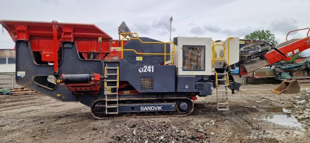 Sandvik QJ 241 Mobilūs smulkintuvai