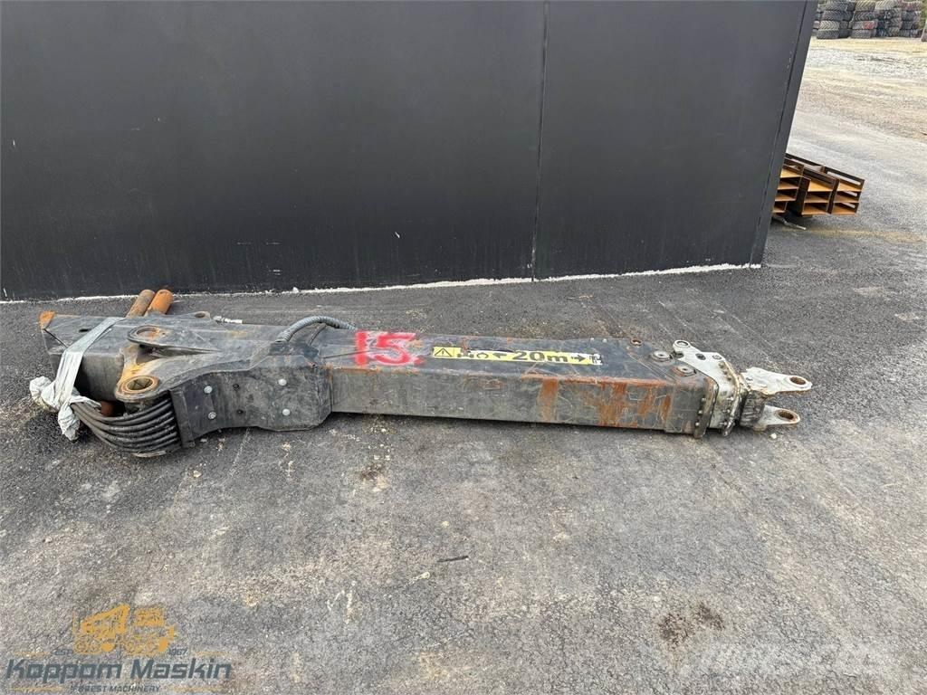 Komatsu 165F Medienos transportavimo mašinų kranai