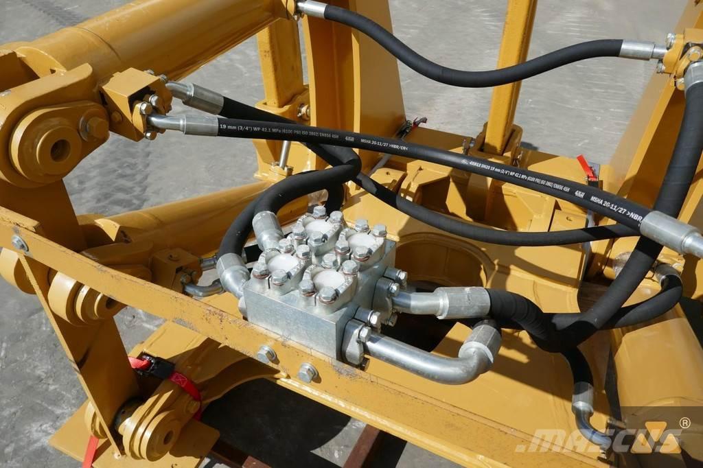 CAT D7E Ripper Kiti naudoti statybos komponentai