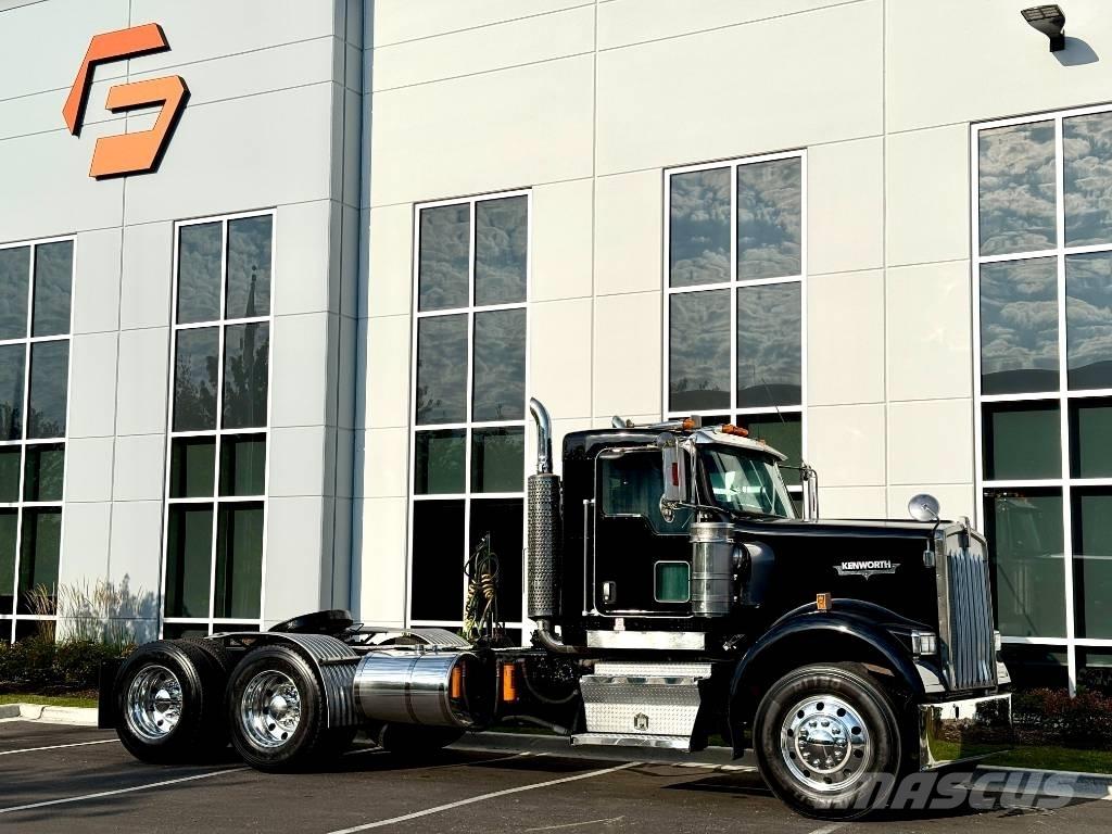 Kenworth W 900 Naudoti vilkikai