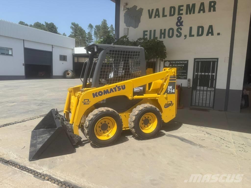 Komatsu SK 714 Krautuvai su šoniniu pasukimu
