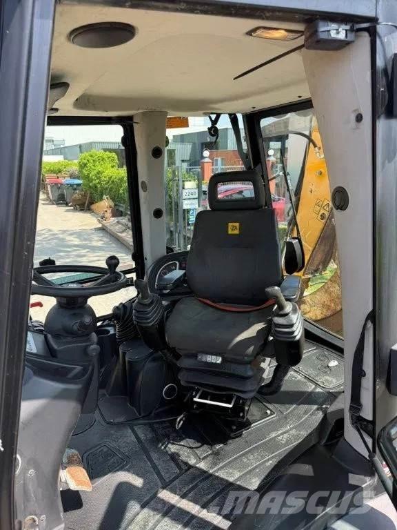 JCB 5CX (4CX 3CX) Ekskavatoriniai krautuvai
