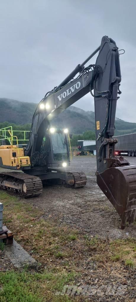 Volvo EC 220 DL Vikšriniai ekskavatoriai