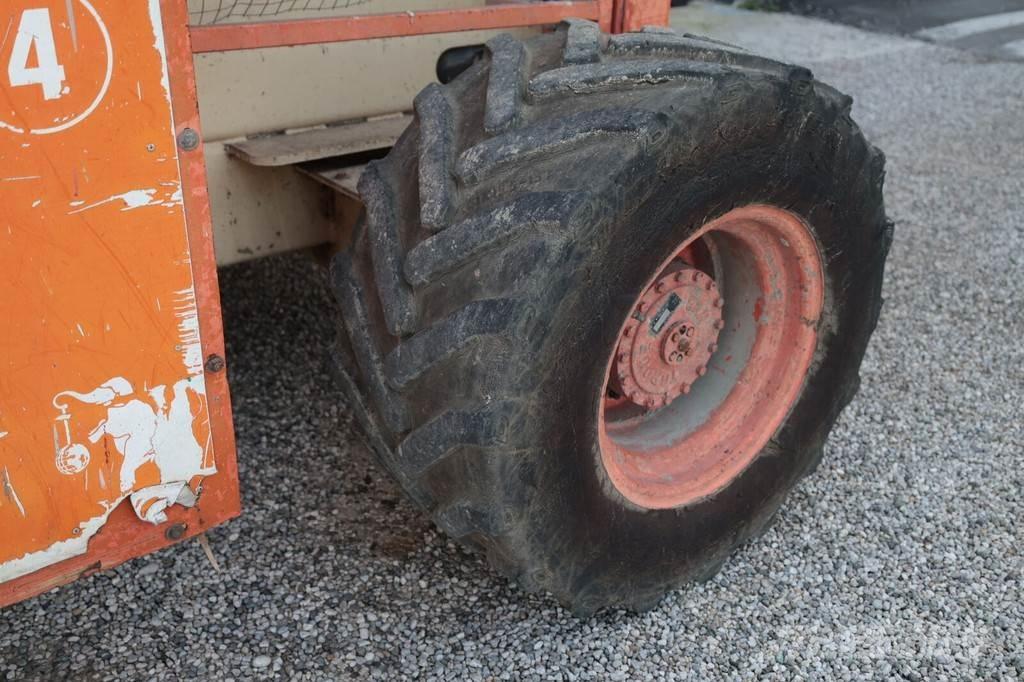 JLG 40RTS Žirkliniai keltuvai