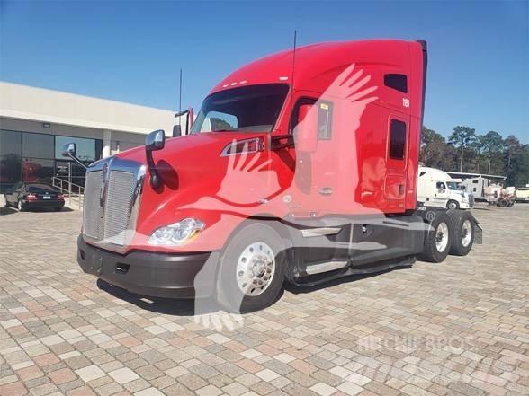 Kenworth T680 Naudoti vilkikai