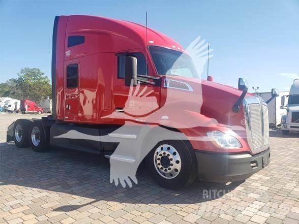 Kenworth T680 Naudoti vilkikai
