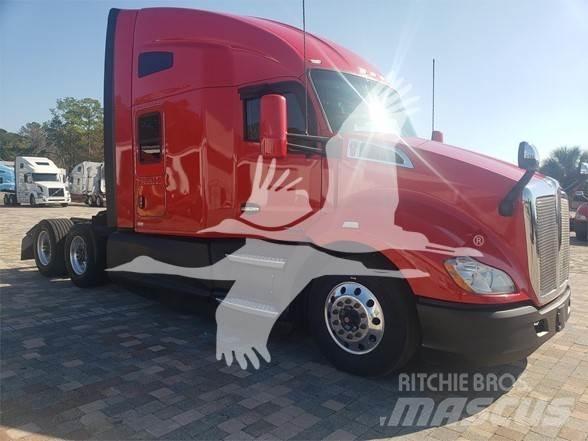 Kenworth T680 Naudoti vilkikai