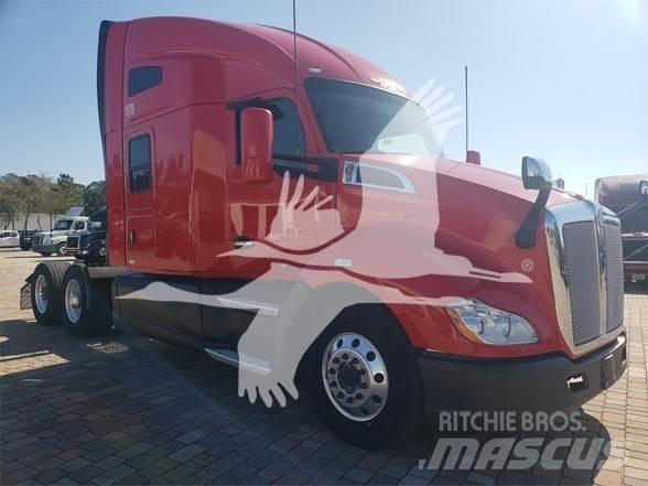 Kenworth T680 Naudoti vilkikai