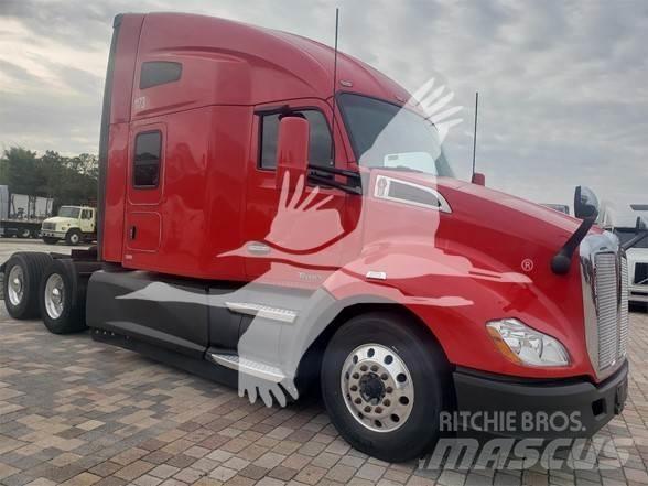 Kenworth T680 Naudoti vilkikai