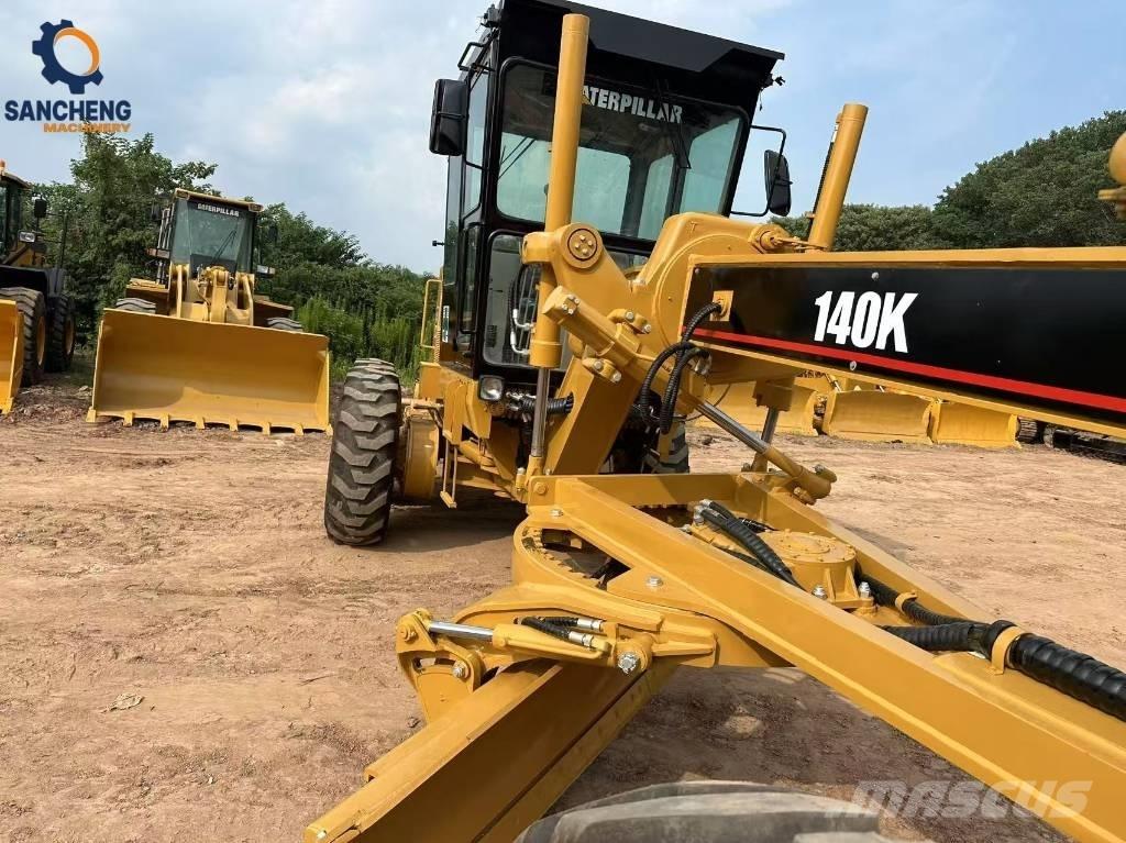 CAT 140K Greideriai