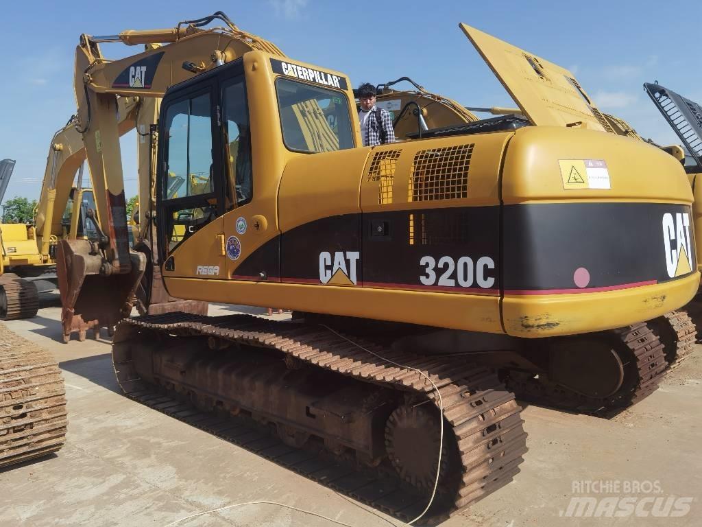 CAT 320 C Vikšriniai ekskavatoriai