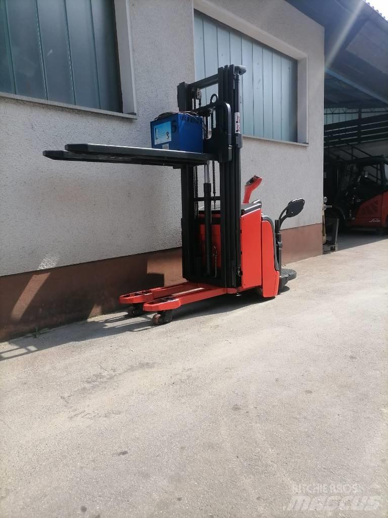 Linde L16i-AP-372 Žemų aukščių keltuvai su platforma