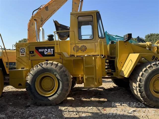 CAT 966 F Naudoti ratiniai krautuvai
