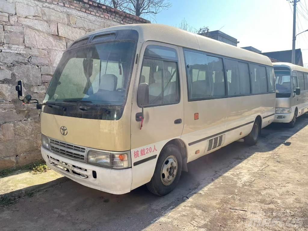 Toyota Coaster Tarpmiestiniai autobusai