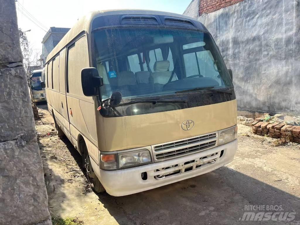 Toyota Coaster Tarpmiestiniai autobusai