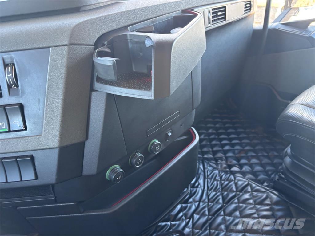 Volvo FH 540 6X4 Naudoti vilkikai